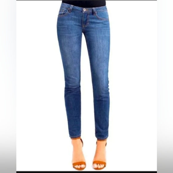 Brand New CAbi Size 8 Ruby Skinny Stretch Jeans Style 750 Inseam 30" - Picture 3 of 13